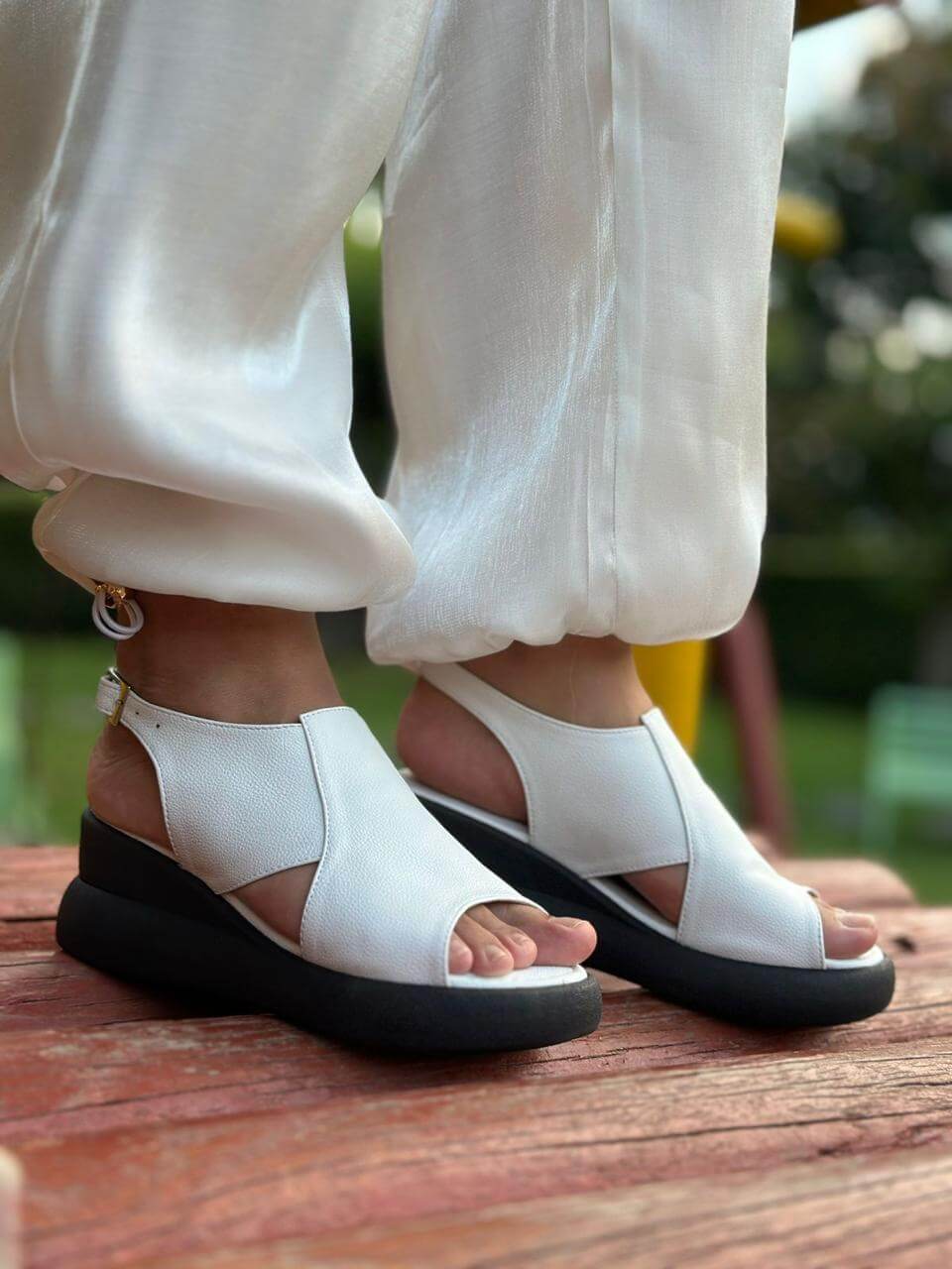 SANDALIA CORREA ORTOPEDICA SUELA CONFORT